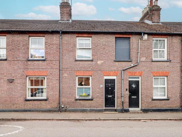 House for sale in Pouchen End, Hertfordshire