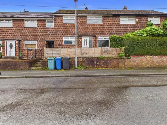House for sale in Cheetham Fold, Greenheys