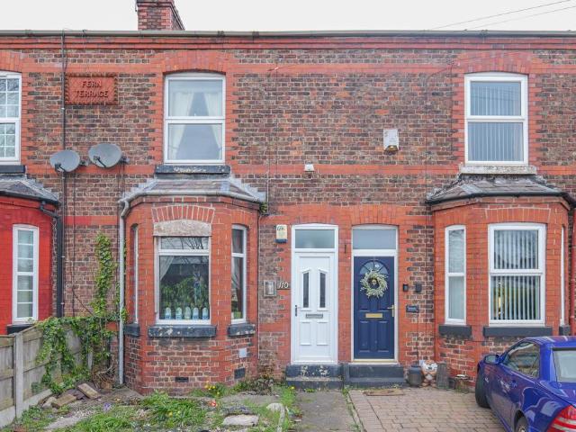 House for sale in Higher Irlam, Salford