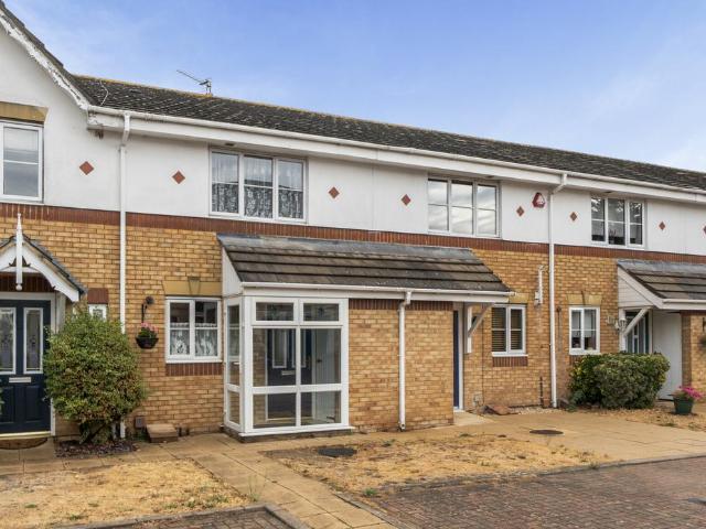 House for sale in Rush Green, Greater London