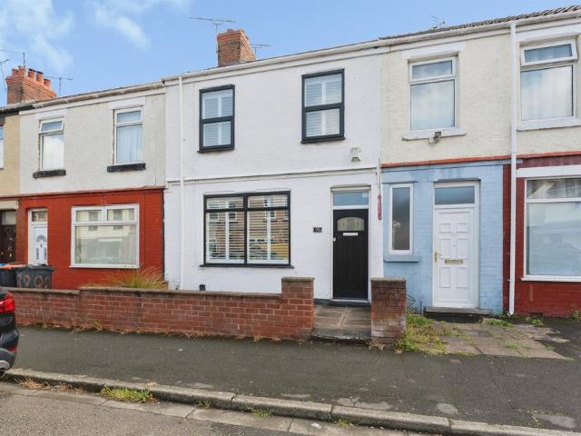 House for sale in Whitby, Ellesmere Port