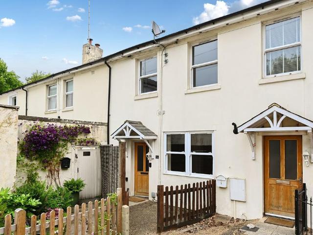 House for sale in Broadwater Down, Sandown Park
