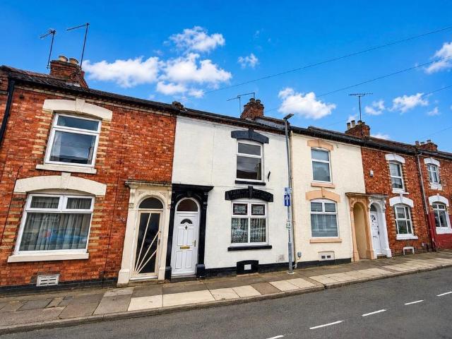House for sale in Semilong, Northampton