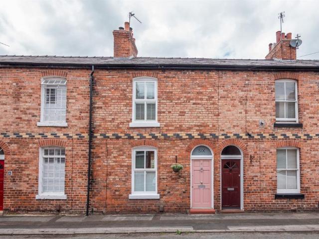 House for sale in Knutsford