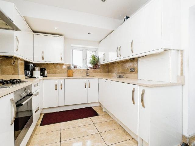 House for sale in Plaistow, Greater London