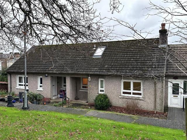 House for sale in Bow Farm, Greenock