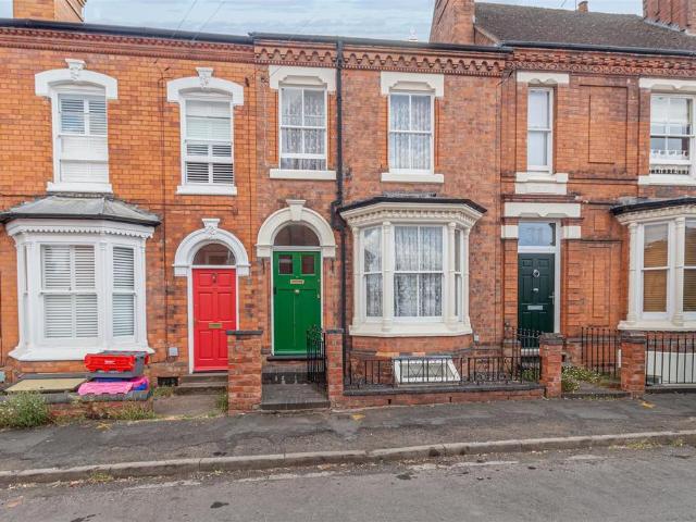 House for sale in Red Hill, Worcestershire