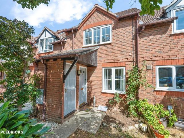 House for sale in Warndon, Worcestershire