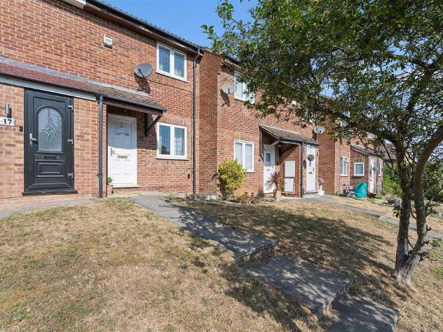 House for sale in The Butts, Kent