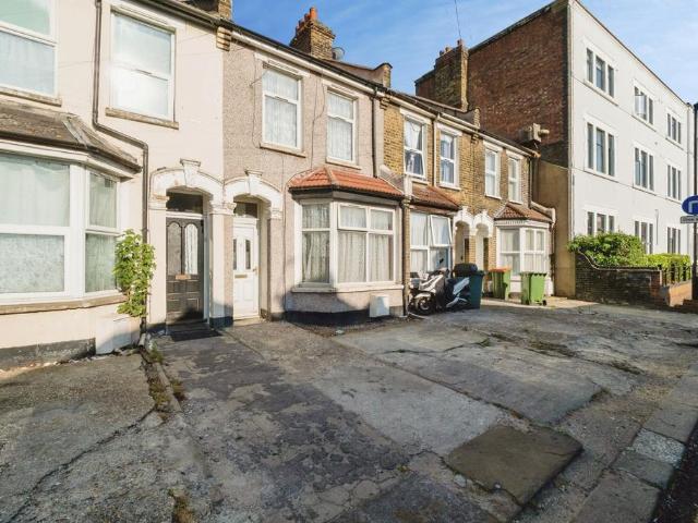 House for sale in London Borough of Newham, Greater London