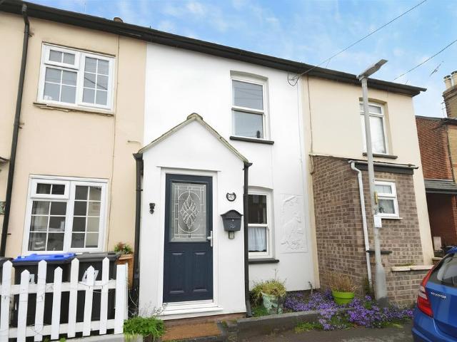 House for sale in Chipping Hill, Essex