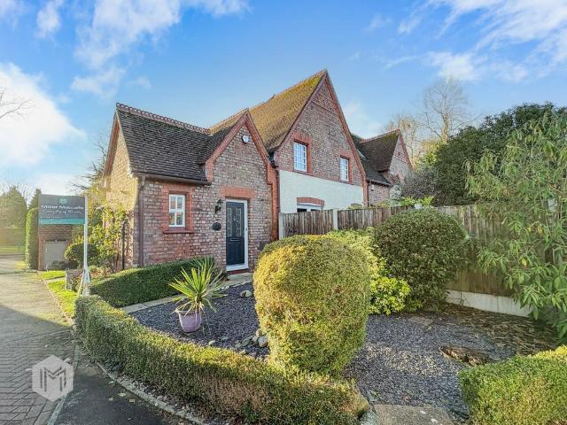 House for sale in Twiss Green, Warrington