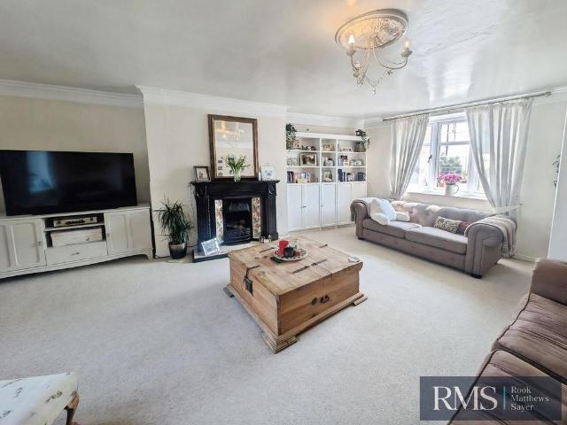 House for sale in Coxlodge, Tyne And Wear