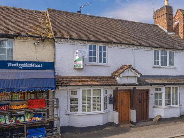 House for sale in Alderminster, Warwickshire