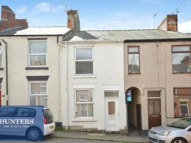 House for sale in Loundsley Green, East Midlands