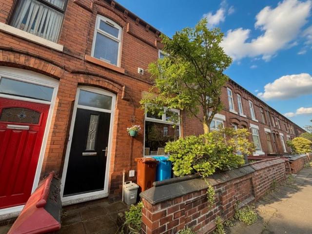House for sale in Georgia, Greater Manchester