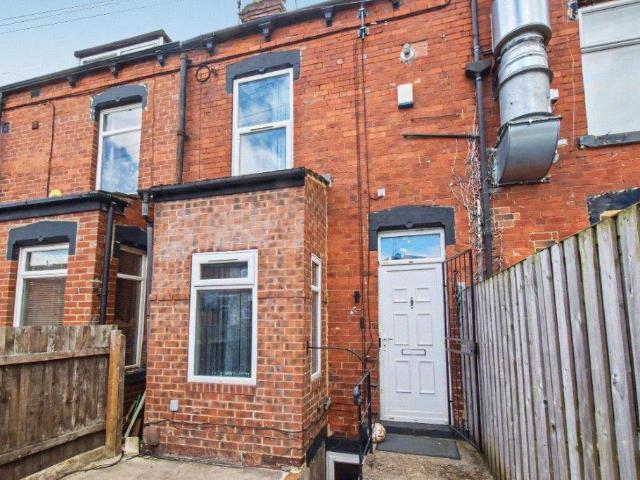House for sale in Wortley, West Yorkshire