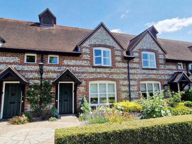 House for sale in Barton Stacey, Hampshire