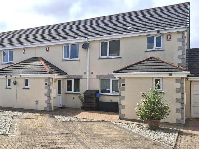 House for sale in Lanner, Cornwall