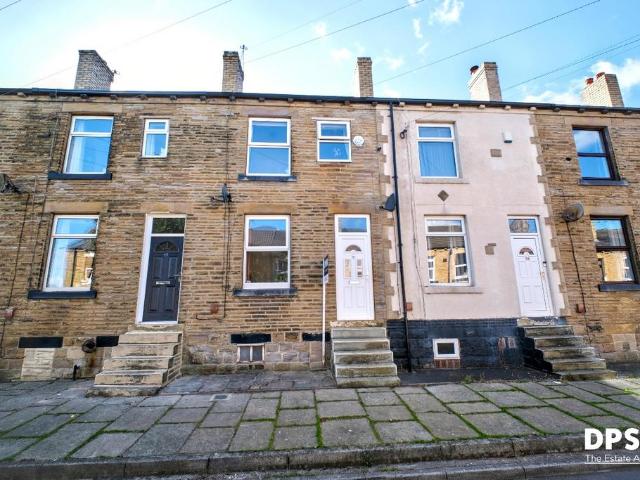 House for sale in Thorpe-on-the-Hill, Leeds