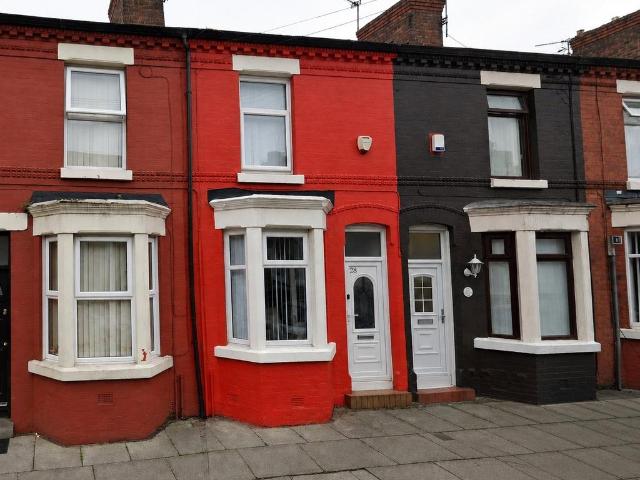 House for sale in Cabbage Hall, Calderstones