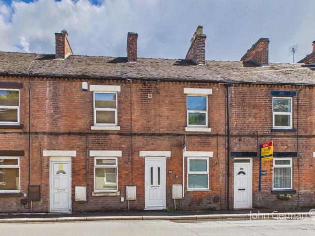 House for sale in Froggatt, East Midlands