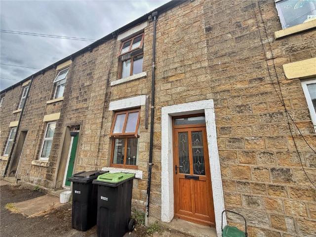 House for sale in Charlesworth, East Midlands