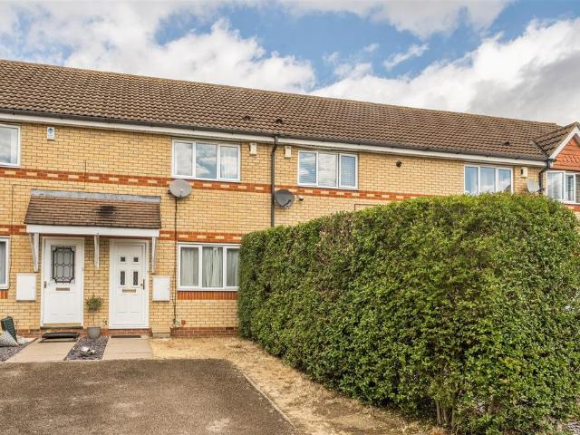 House for sale in Harrowden, Bedford