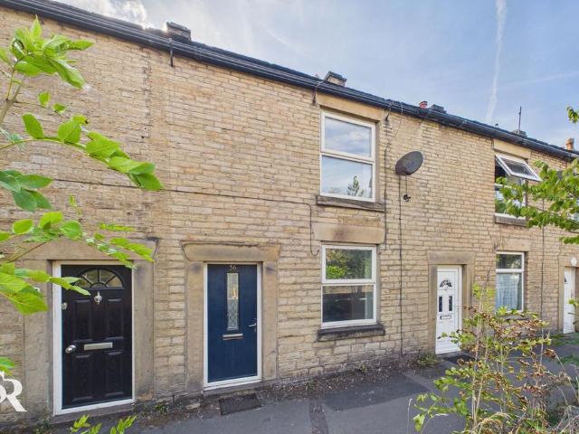 House for sale in Buxworth, Charlesworth