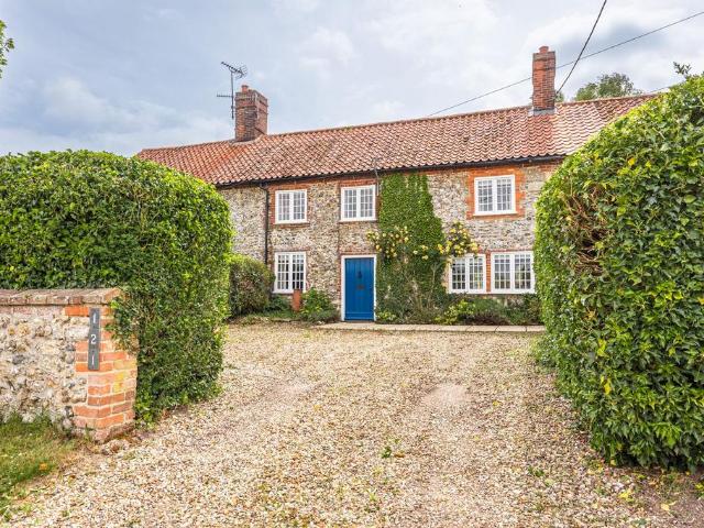 House for sale in Comers, Norfolk
