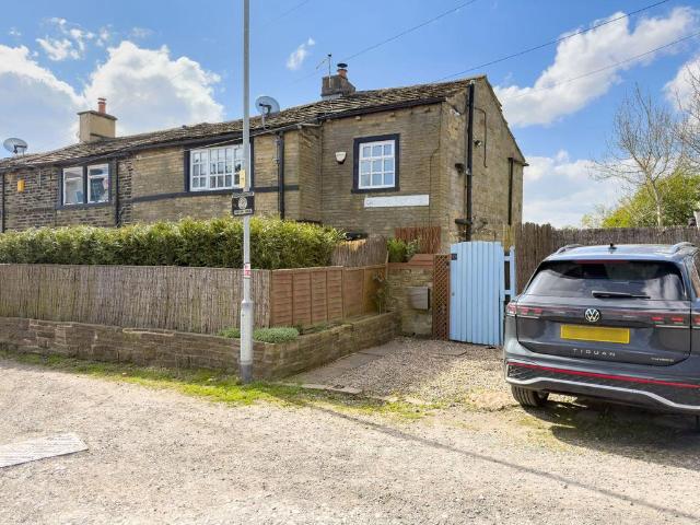 House for sale in Lower Wyke, Isle Of Man