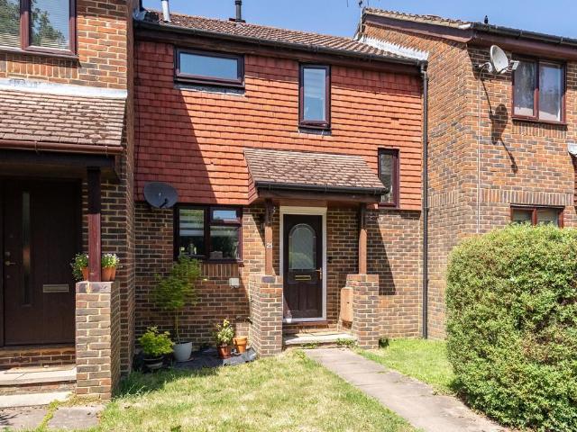 House for sale in Stonebridge, Pachesham Park