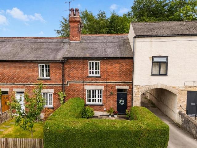 House for sale in Aberford, West Yorkshire