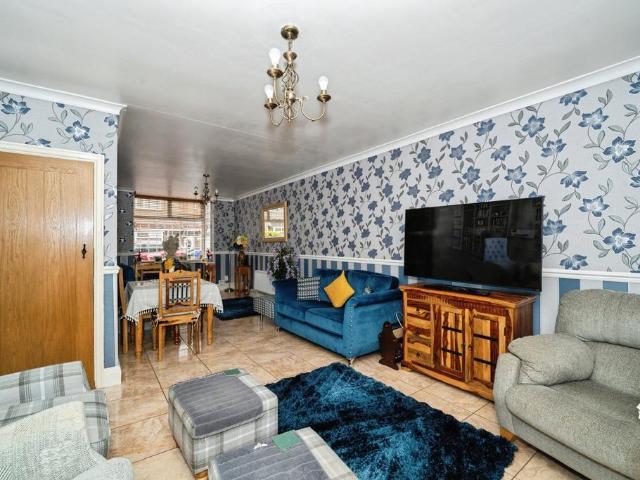 House for sale in Grimsby, North East Lincolnshire