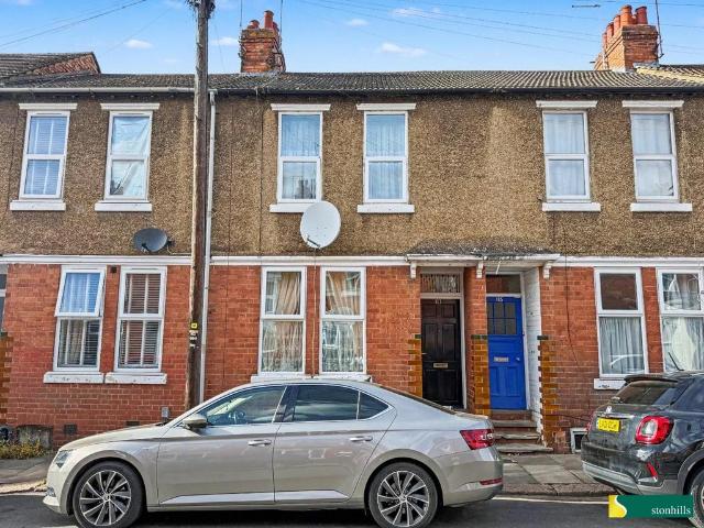 House for sale in Kingsthorpe Hollow, Northampton