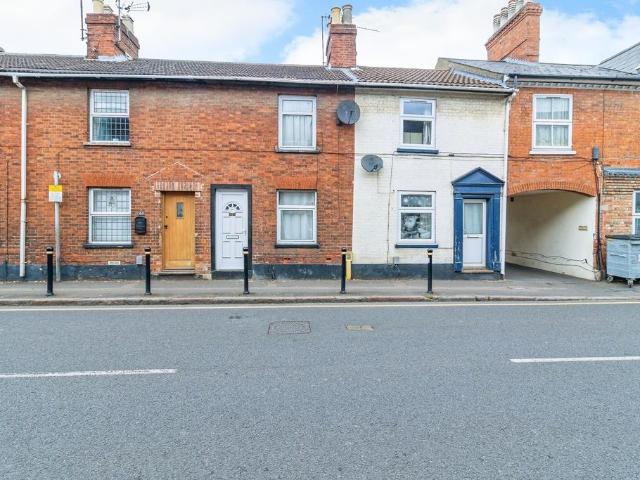 House for sale in Leighton-Linslade, Leighton Buzzard
