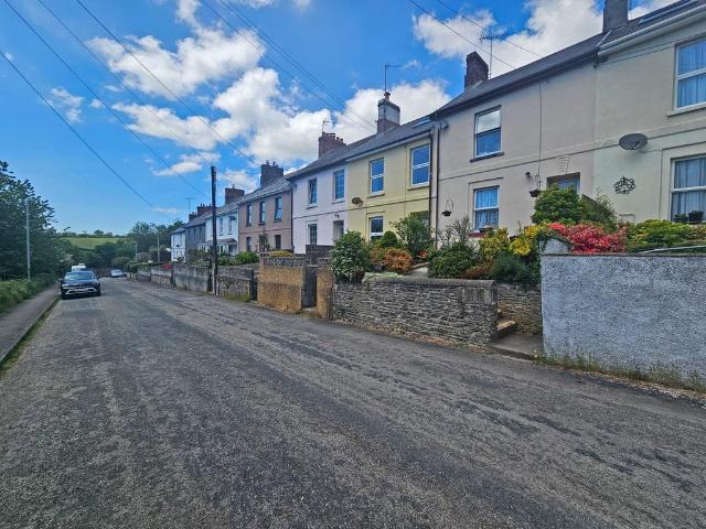 House for sale in Lamellion, Cornwall