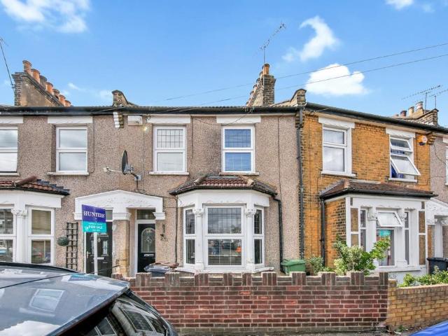 House for sale in Greater London