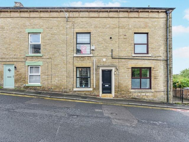 House for sale in Micklehurst, Tameside