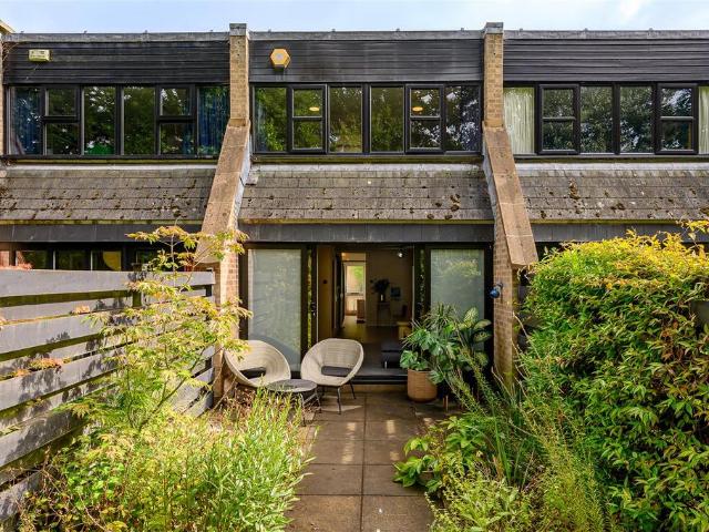 House for sale in High Field, York