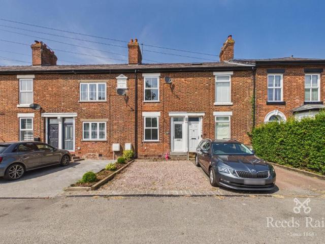 House for sale in Holmes Chapel