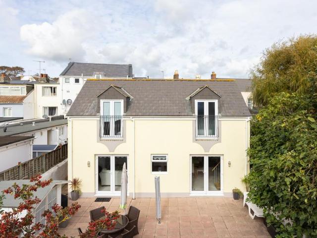House for sale in Hornsey, Greater London