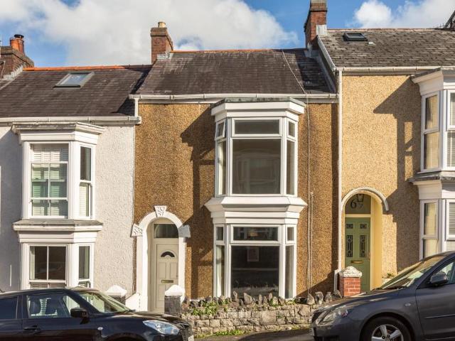 House for sale in Oystermouth, Mumbles
