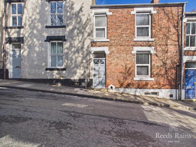 House for sale in Neville's Cross, Isle Of Man