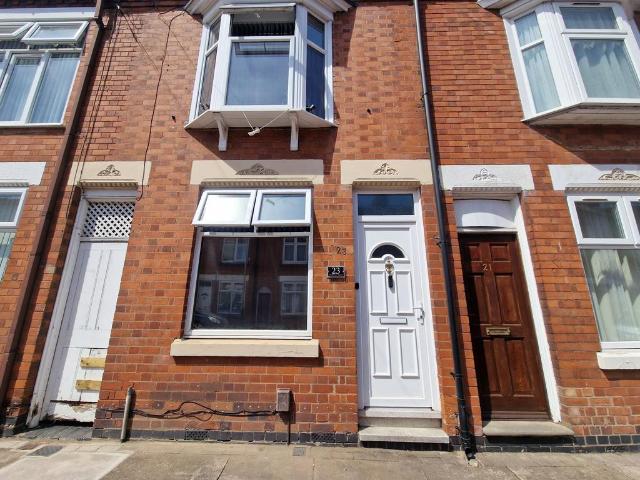 House for sale in Old Wharf, City Of Leicester