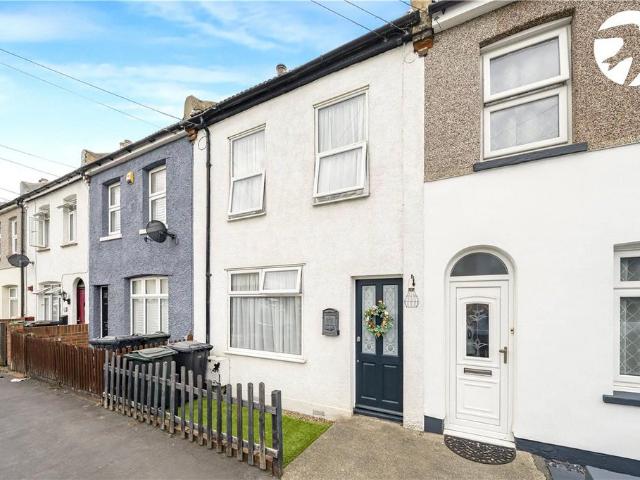 House for sale in Worcester Park Estate, Monks Orchard