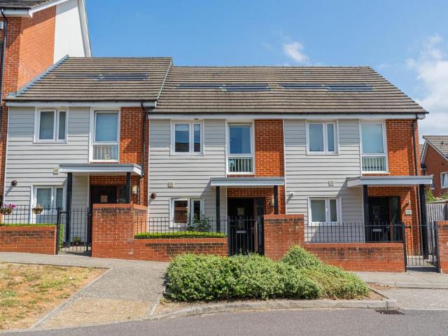 House for sale in Walstead, Perryfields