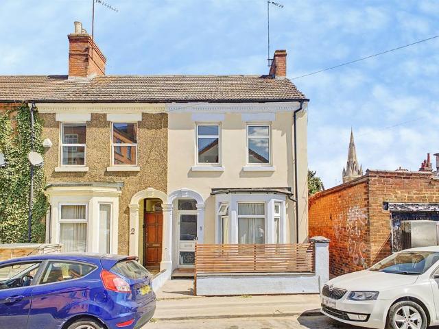 House for sale in Phippsville, Northampton