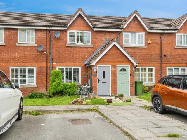 House for sale in Bradshaw, Lee Bank