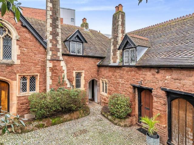 House for sale in Watergate, Devon